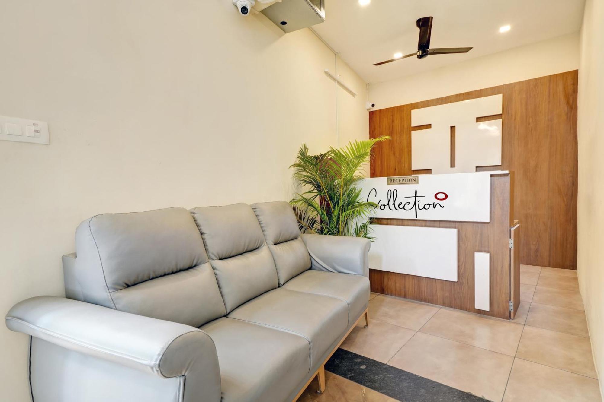 Gypsy Hotel Cusat Kochi Esterno foto